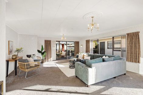 Photo of property in 18a Pahiatua Street, Hokowhitu, Palmerston North, 4410