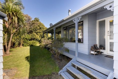 Photo of property in 82 Eversham Road, Mount Maunganui, 3116