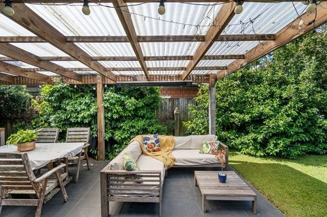 Photo of property in 13 Lilac Close, Cambridge, 3434