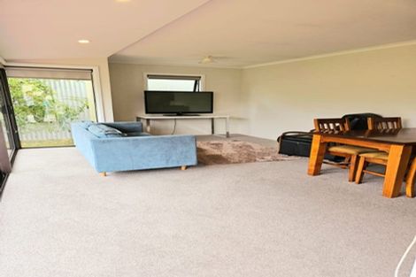 Photo of property in 19 Oxford Street, West End, Timaru, 7910