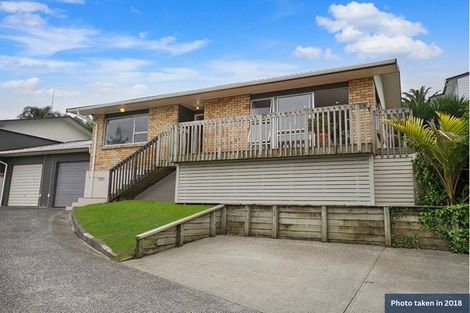 Photo of property in 1/17 Sandiacre Way, Browns Bay, Auckland, 0630