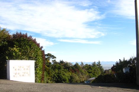 Photo of property in 9 Takahe Drive, Cashmere, Christchurch, 8022