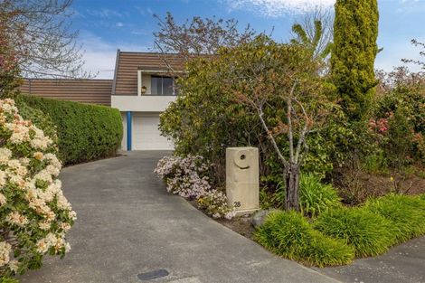 Photo of property in 28 Ilam Park Place, Ilam, Christchurch, 8041