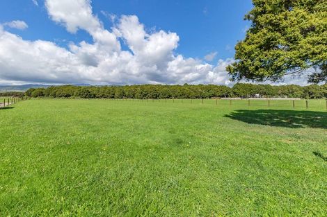 Photo of property in 23 Pinot Crescent, Ohau, 5570