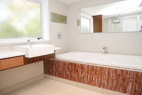 Photo of property in 62 Renown Road, Raumati South, Paraparaumu, 5032