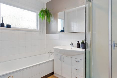 Photo of property in 34 Connemara Drive, Northwood, Christchurch, 8051