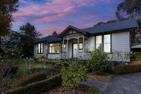 Photo of property in 35 Iona Road, Havelock North, 4130