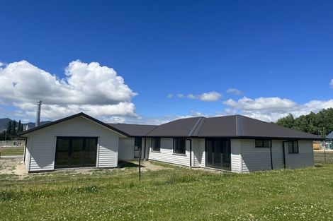 Photo of property in 2 Balfour Way, Hanmer Springs, 7334