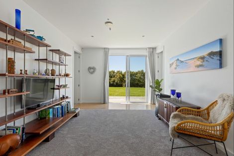 Photo of property in 265 Forestry Road, Waitoki, Kaukapakapa, 0871
