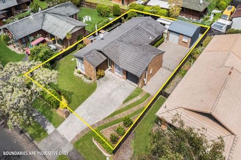 Photo of property in 37 Evanda Crescent, Conifer Grove, Takanini, 2112