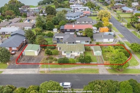 Photo of property in 19 Estuary Road, Weymouth, Auckland, 2103