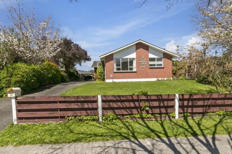 Photo of property in 50 California Drive, Totara Park, Upper Hutt, 5018