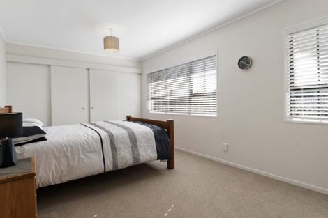 Photo of property in 64 Links View Drive, Omokoroa, 3114