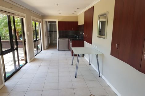 Photo of property in 8 Star Place, Cockle Bay, Auckland, 2014