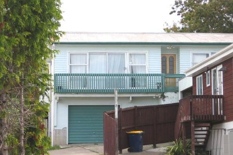 Photo of property in 2/4 Stredwick Drive, Torbay, Auckland, 0630