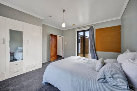 Photo of property in 15 Craig Street, Stratford, 4332