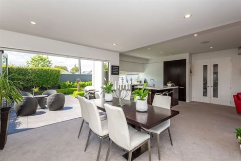 Photo of property in 45 Garreg Road, Bryndwr, Christchurch, 8052