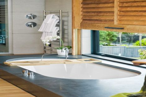 Photo of property in 51 Pacific Parade, Army Bay, Whangaparaoa, 0930