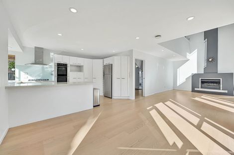 Photo of property in 19a Horotutu Road, Greenlane, Auckland, 1061