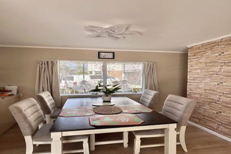 Photo of property in 5 Powell Place, Henderson, Auckland, 0610