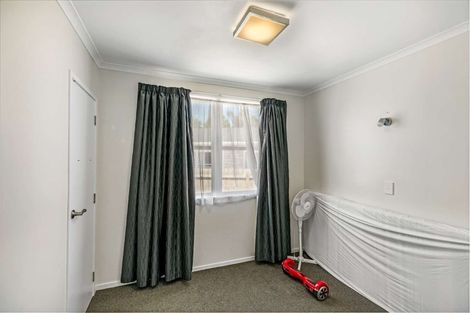 Photo of property in 1/1 Cooper Place, Papakura, 2110
