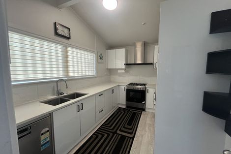 Photo of property in 14 Ridgeway Place, Glenview, Hamilton, 3206