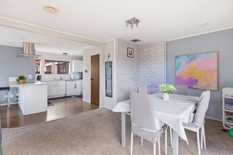 Photo of property in 2 Ngarimu Place, Mount Maunganui, 3116