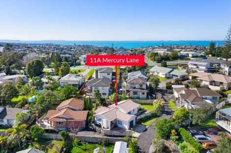 Photo of property in 1/11 Mercury Lane, Windsor Park, Auckland, 0632