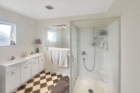 Photo of property in 10 Lindsey Crescent, Springvale, Whanganui, 4501