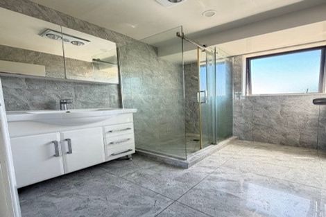 Photo of property in 18 Heathberry Close, Papatoetoe, Auckland, 2025