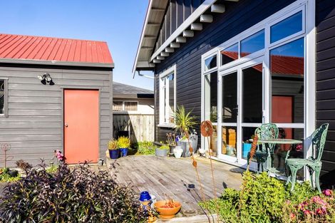 Photo of property in 39 Victoria Street, Hawera, 4610