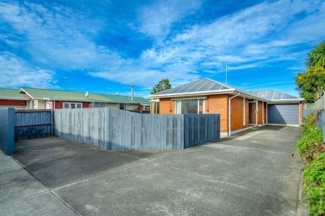Photo of property in 2/105 Beresford Street, New Brighton, Christchurch, 8061