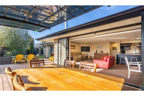 Photo of property in 42 Acacia Avenue, Rangiora, 7400