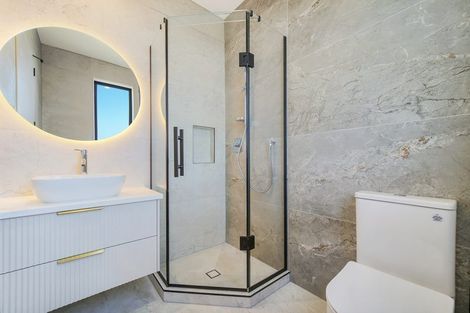 Photo of property in 23 Puihi Crescent, Massey, 0614