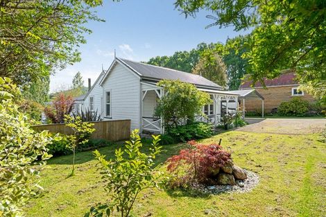 Photo of property in 1033 Masterton Castlepoint Road, Tauweru, Masterton, 5889