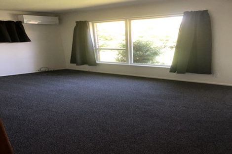 Photo of property in 1/68 Titirangi Road, New Lynn, Auckland, 0600