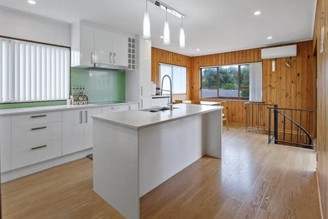 Photo of property in 20 Linwood Avenue, Forrest Hill, Auckland, 0620