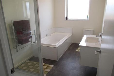 Photo of property in 57 Masefield Drive, Rolleston, 7614