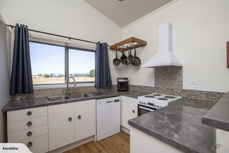 Photo of property in 353 Hughes Line, West Taratahi, Carterton, 5887
