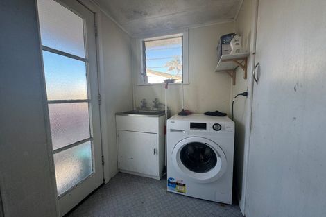 Photo of property in 132 Masters Avenue, Silverdale, Hamilton, 3216