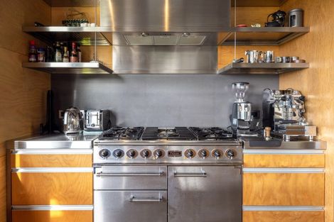 Photo of property in 209 Delamore Drive, Oneroa, Waiheke Island, 1081