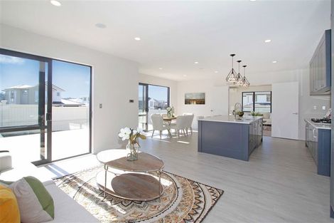 Photo of property in 24 Mettam Drive, Swanson, Auckland, 0614