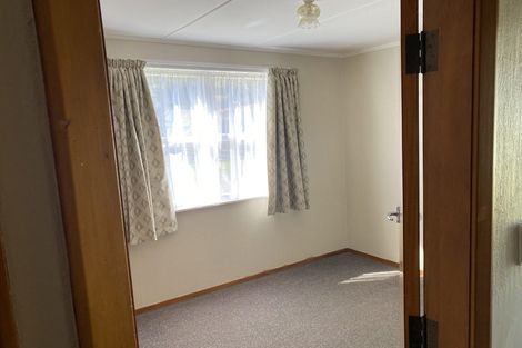 Photo of property in 3/50 Cruickshank Road, Clouston Park, Upper Hutt, 5018