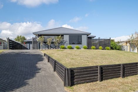 Photo of property in 54 Balmoral Drive, Hilltop, Taupo, 3330