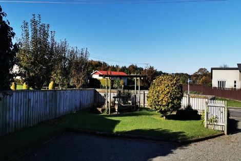 Photo of property in 127 Guy Street, Dannevirke, 4930