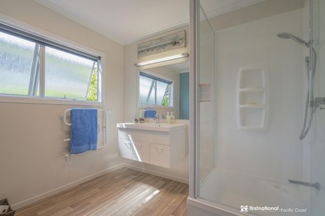 Photo of property in 8 Cory Wright Drive, Tairua, 3508