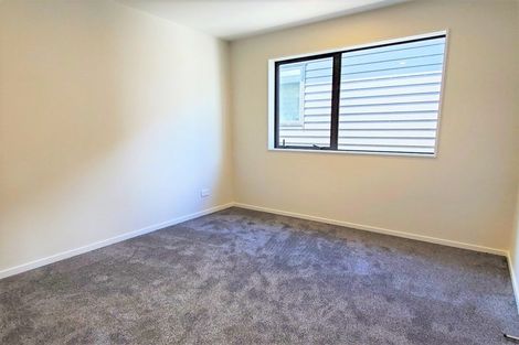 Photo of property in 16b Kaimai Avenue, Massey, Auckland, 0614