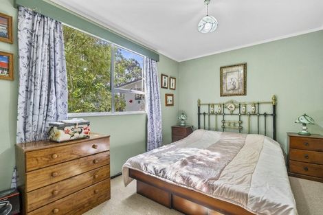 Photo of property in 27 Solander Place, Whitby, Porirua, 5024