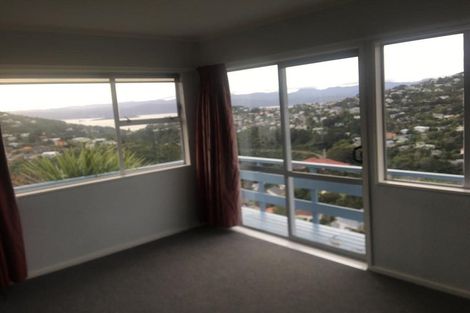 Photo of property in 5a Jerome Way, Crofton Downs, Wellington, 6035