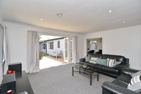 Photo of property in 26 Hadlow Place, Burnside, Christchurch, 8041